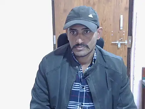 Snapshot of krishjaat43 chatting on 12.05.25 krishjaat43 online show from 12.05.25