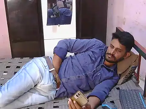 Snapshot of krishjaat43 chatting on 05.03.26 krishjaat43 online show from 05.03.26