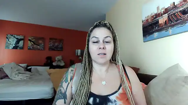 number1slut online show from 12.28.24