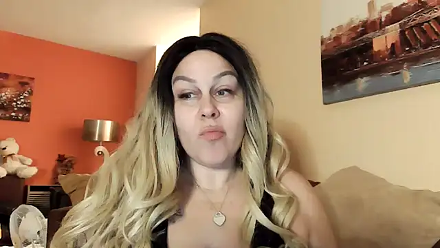 number1slut online show from 01.14.25