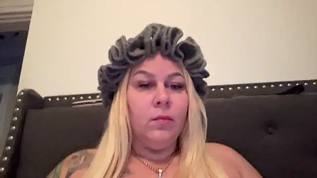 number1slut online show from 11.27.25