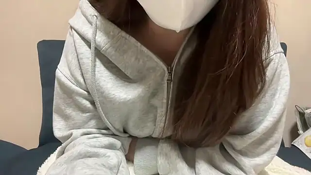 Snapshot of mayu06000 chatting on 10.22.25 mayu06000 online show from 10.22.25