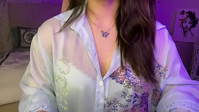 Snapshot of Hot_vibes143 chatting on 01.05.26 Hot vibes143 online show from 01.05.26