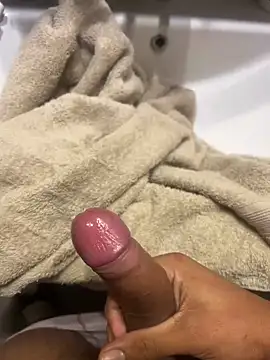 Snapshot of youyou933 chatting on 10.07.25 youyou933 online show from 10.07.25