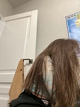 Snapshot of yourfavpsy_ chatting on 12.18.25 yourfavpsy online show from 12.18.25