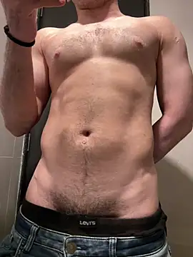 Snapshot of FitNhot_sam chatting on 03.04.26 FitNhot sam online show from 03.04.26