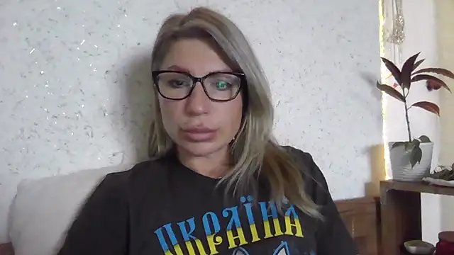 fox red lady7 online show from 01.10.26