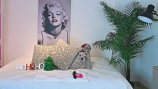 LUNAA    online show from 11.29.25