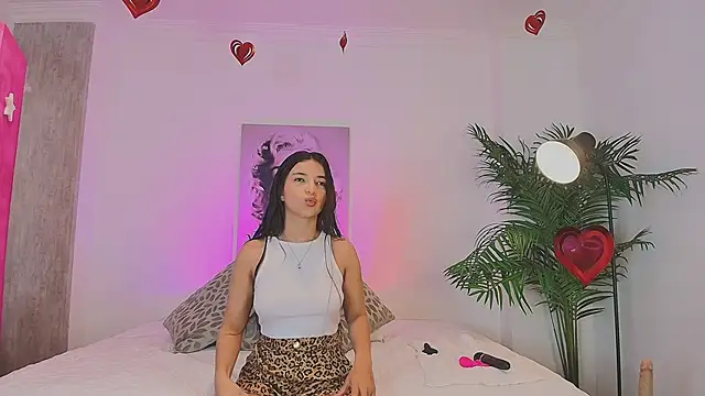 LUNAA    online show from 02.23.26