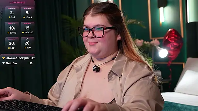 Mia Ray online show from 02.10.26