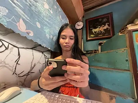 Snapshot of asya_chris chatting on 12.16.25 asya chris online show from 12.16.25