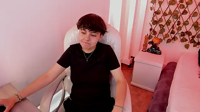 Nathaly ds online show from 12.16.25