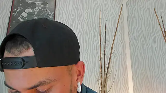 Snapshot of dylan_jacobx chatting on 06.15.26 dylan jacobx online show from 06.15.26