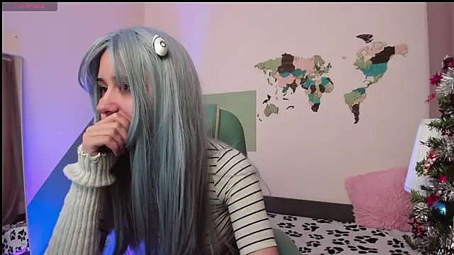 Snapshot of meomeee chatting on 12.14.25 meomeee online show from 12.14.25