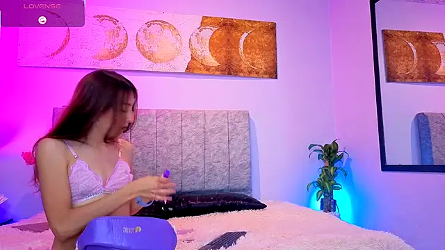 antonellastar24  online show from 09.11.25