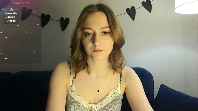 white liillyy online show from 02.16.26