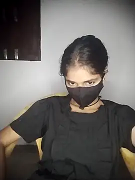 Snapshot of Sexey-Puja chatting on 10.15.25 Sexey-Puja online show from 10.15.25