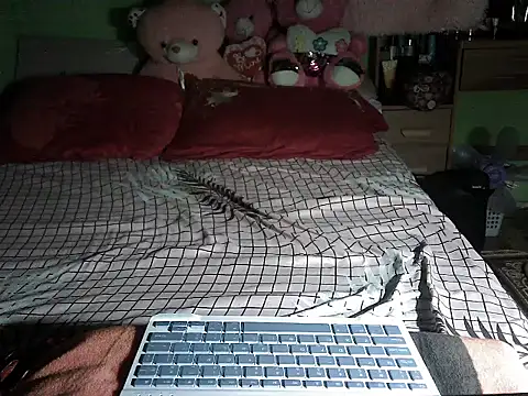 Snapshot of BigClit_Ayana chatting on 09.27.25 BigClit Ayana online show from 09.27.25