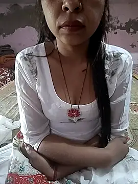 Paakhi-Singh online show from 12.19.25