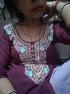 Paakhi-Singh online show from 07.17.26