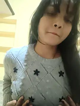 RAYI Queen 2 online show from 11.05.25