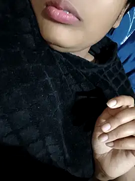 RAYI Queen 2 online show from 02.17.26