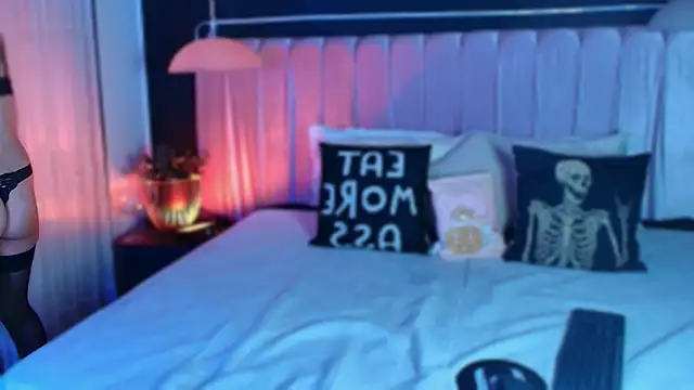 Snapshot of Dannyaa_ chatting on 09.20.25 Dannyaa online show from 09.20.25