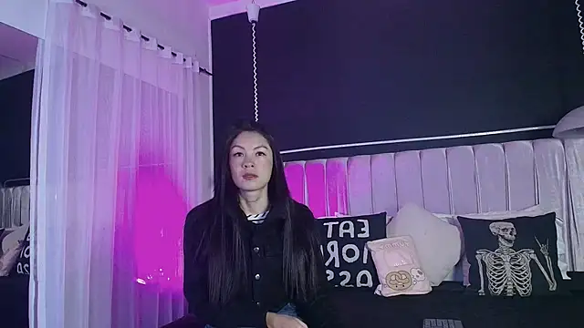 Snapshot of Dannyaa_ chatting on 11.03.25 Dannyaa online show from 11.03.25