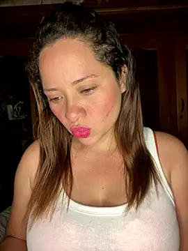 Snapshot of sabrossa chatting on 12.03.25 sabrossa online show from 12.03.25