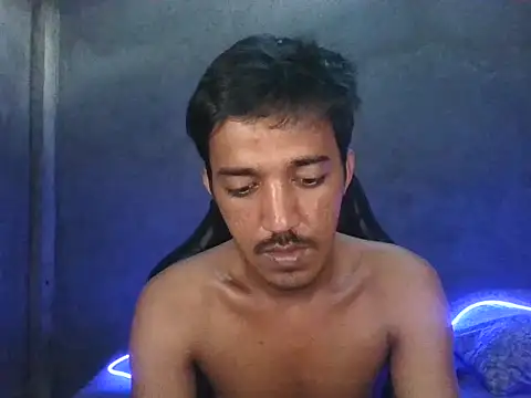 RowyCam online show from 11.03.25