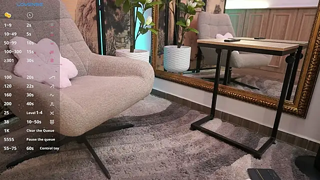 Snapshot of NamiKimura chatting on 11.03.25 NamiKimura online show from 11.03.25