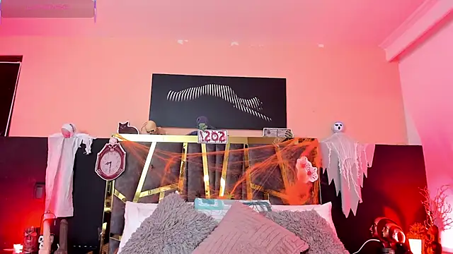 ScarletTorres online show from 11.01.25