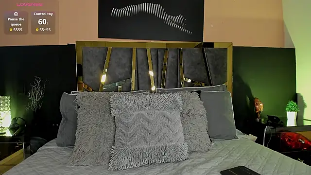 Snapshot of ScarletTorres chatting on 02.09.26 ScarletTorres online show from 02.09.26