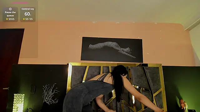 Snapshot of ScarletTorres chatting on 02.12.26 ScarletTorres online show from 02.12.26