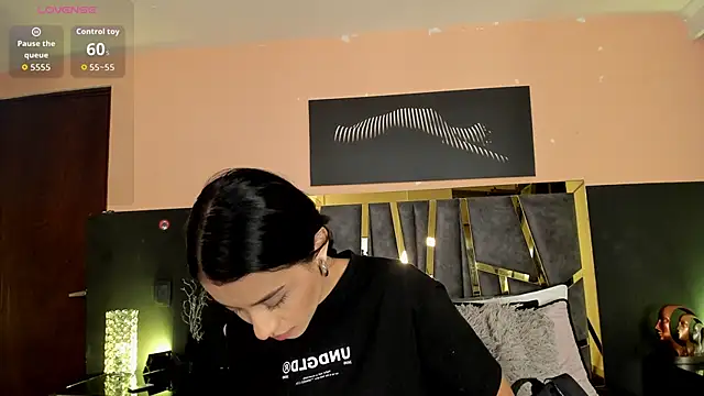 Snapshot of ScarletTorres chatting on 02.24.26 ScarletTorres online show from 02.24.26