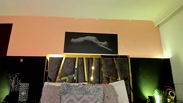 Snapshot of ScarletTorres chatting on 03.02.26 ScarletTorres online show from 03.02.26