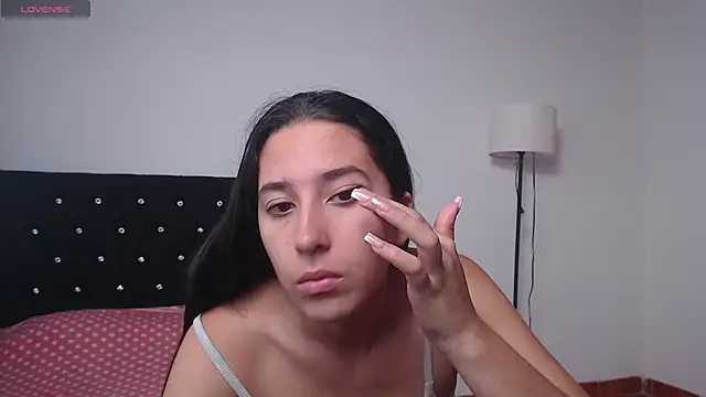 Snapshot of lilacream chatting on 09.10.25 lilacream online show from 09.10.25