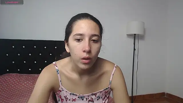 Snapshot of lilacream chatting on 09.11.25 lilacream online show from 09.11.25