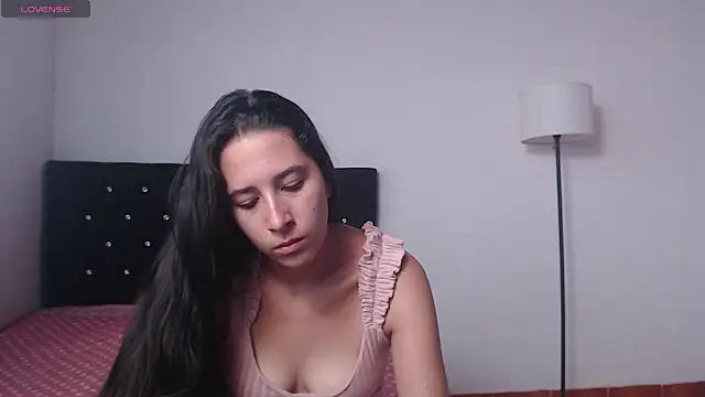 Snapshot of lilacream chatting on 10.15.25 lilacream online show from 10.15.25