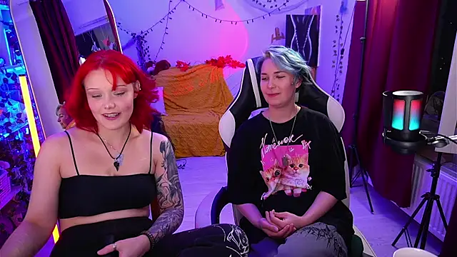 Snapshot of Sova173 chatting on 09.24.25 Sova173 online show from 09.24.25