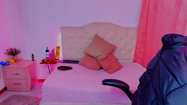 lailahdark online show from 11.09.25