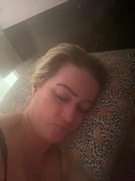 Snapshot of Alerquinasc chatting on 02.02.26 Alerquinasc online show from 02.02.26