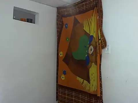 MeganAndMaxxh online show from 09.10.25