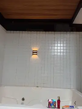 Snapshot of rayssabjj chatting on 09.18.25 rayssabjj online show from 09.18.25