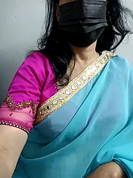 Snapshot of ammala_honey chatting on 11.19.25 ammala honey online show from 11.19.25