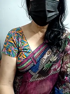 Snapshot of ammala_honey chatting on 11.22.25 ammala honey online show from 11.22.25