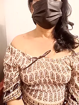 Snapshot of ammala_honey chatting on 11.26.25 ammala honey online show from 11.26.25