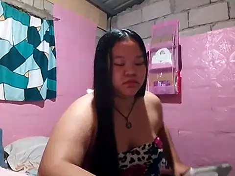 Snapshot of Jeel_2012 chatting on 11.24.25 Jeel 2012 online show from 11.24.25