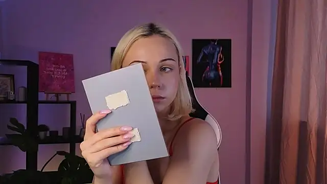 Charlotte Colinss online show from 06.23.26