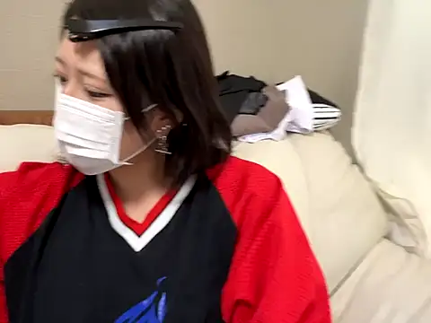 Snapshot of chaco_ chatting on 10.07.25 chaco online show from 10.07.25